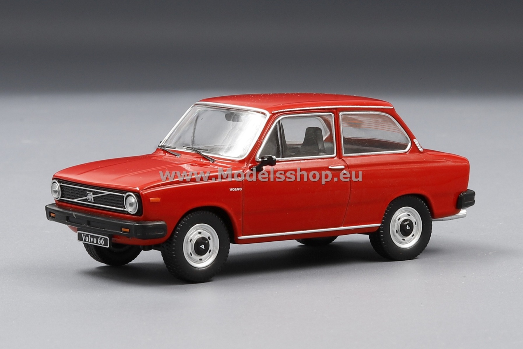 Volvo 66, 1977 /red/