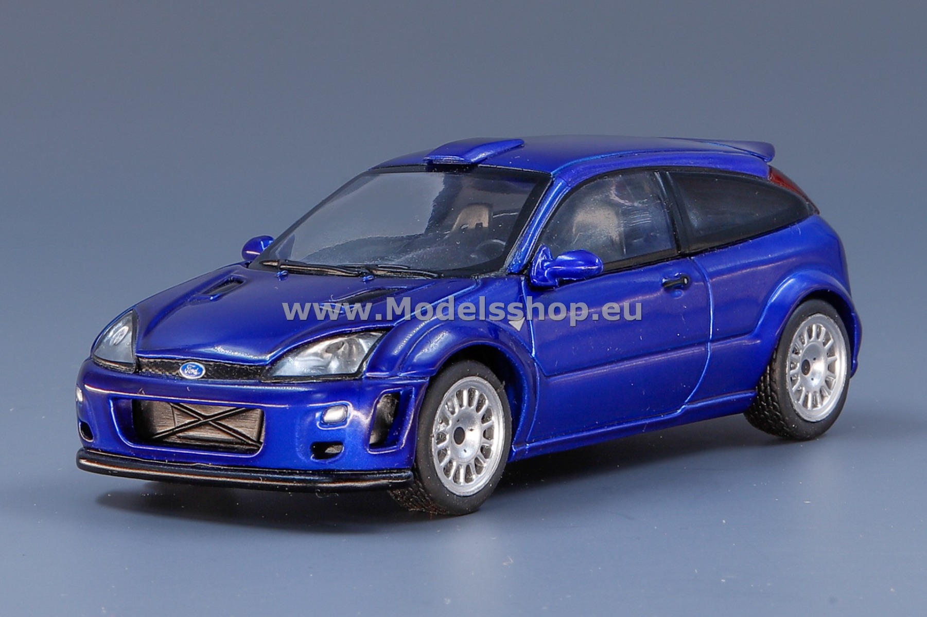 IXOCLC467N.22 Ford Focus RS, 1999 /blue - metallic/