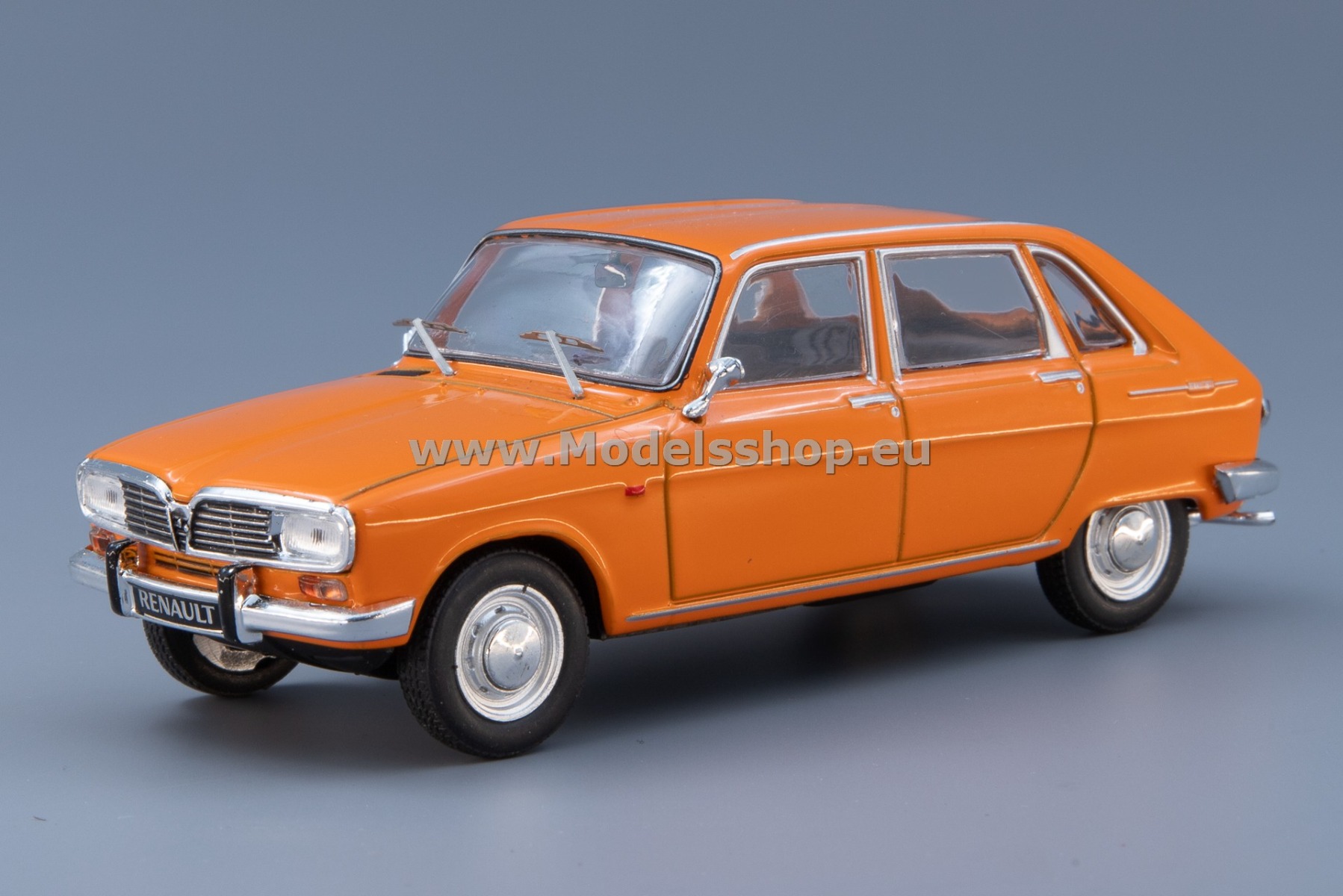 IXO CLC493N.22 Renault 16, 1969 /orange/