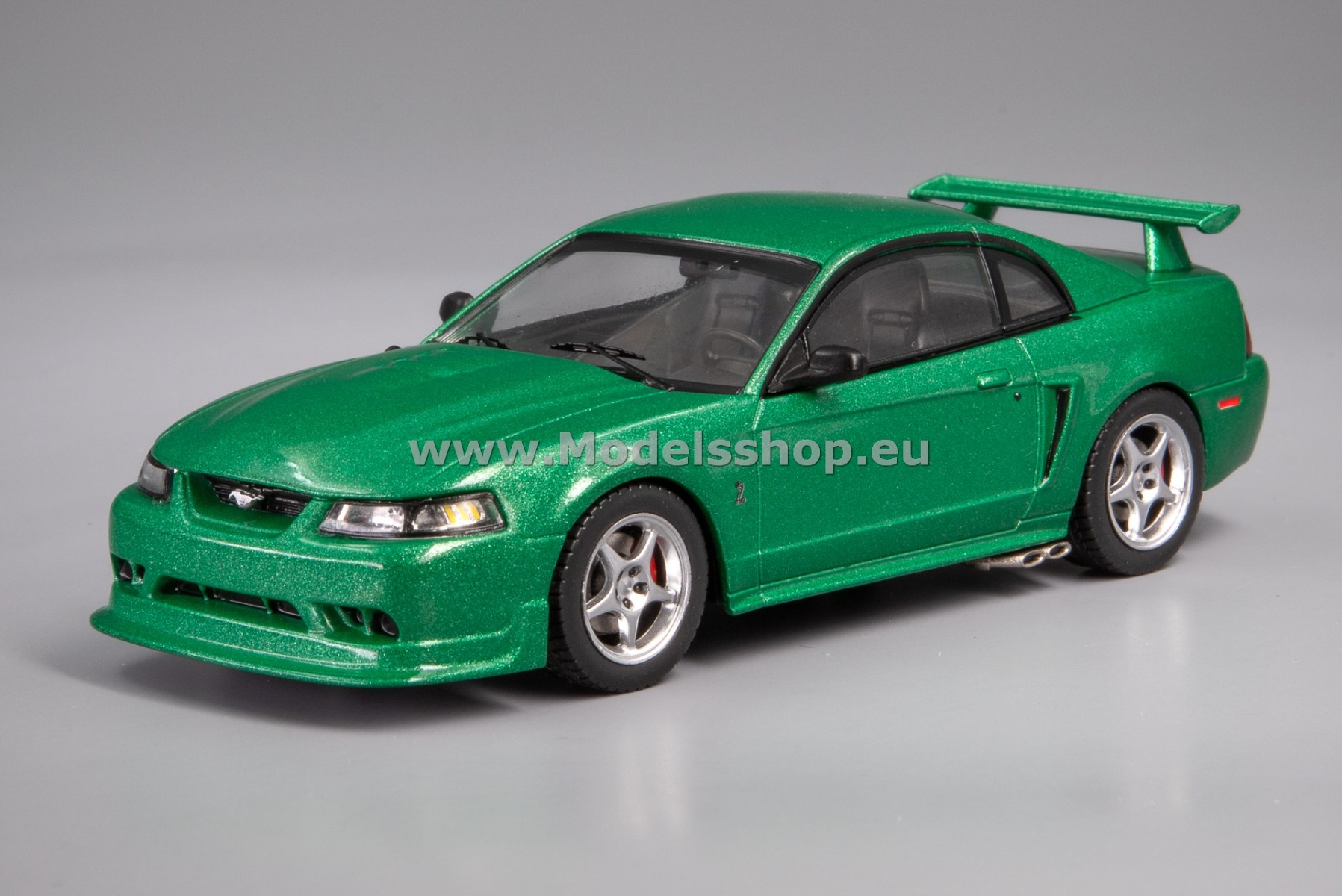 IXOCLC543N.22 Ford Mustang STV Cobra R, 2000 /green - metallic/