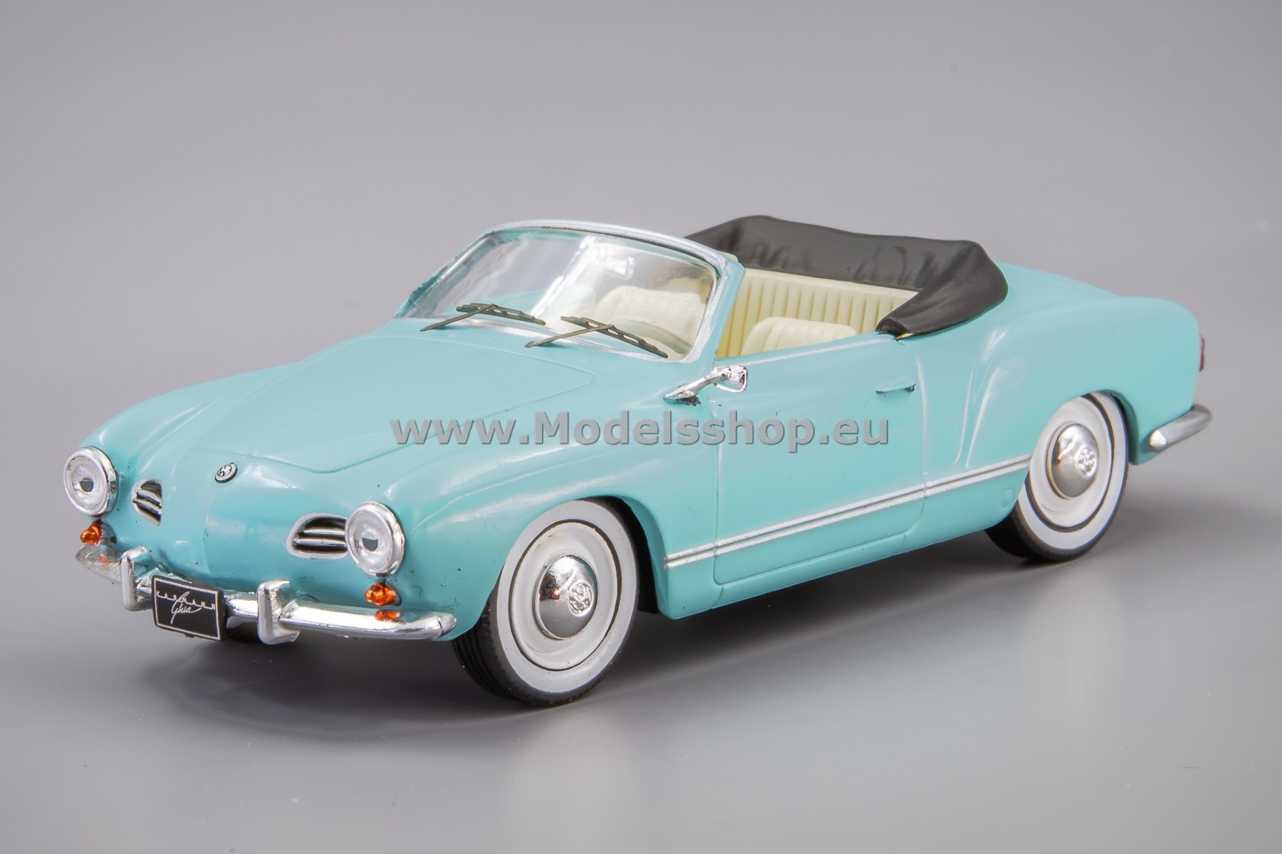 IXOCLC563N.22 VW / Volkswagen Karmann Ghia, 1955 /light blue/