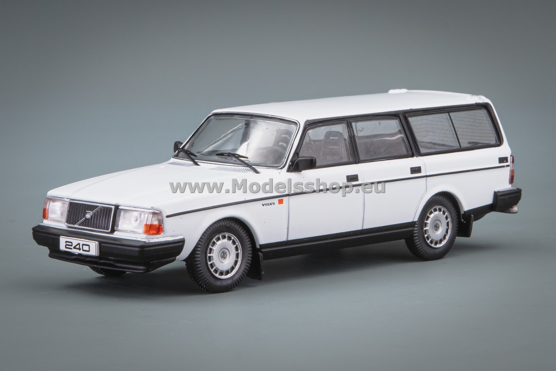 IXOCLC572N.22 Volvo 240 GL, 1988 /white/