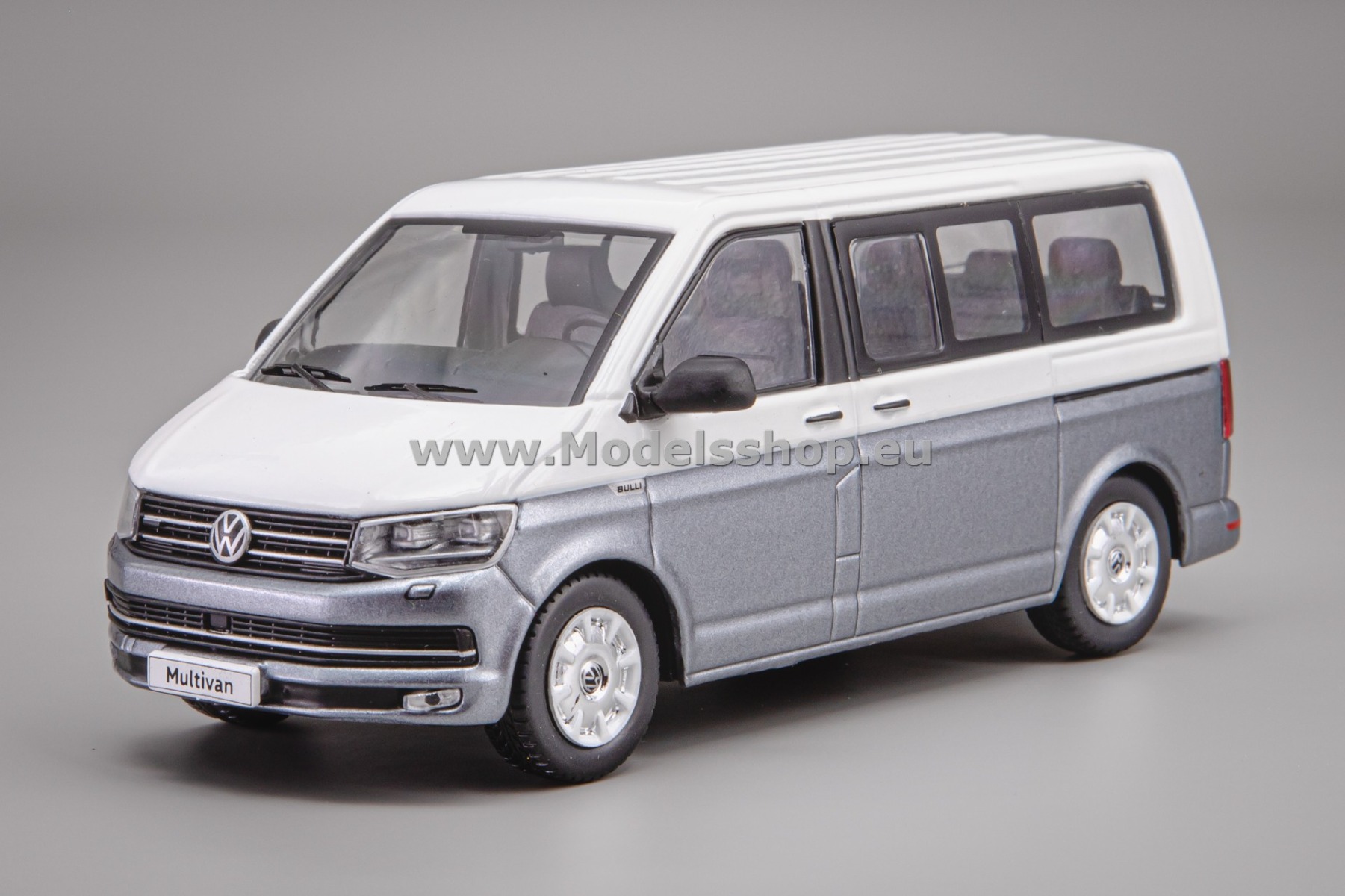 IXOCLC595N.22 VW / Volkswagen T6 Multivan, 2017 /white - grey/