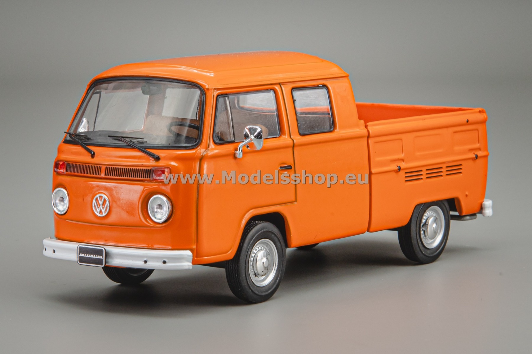 IXOCLC598N.22 Volkswagen / VW T2 DoKa, 1972 /orange/
