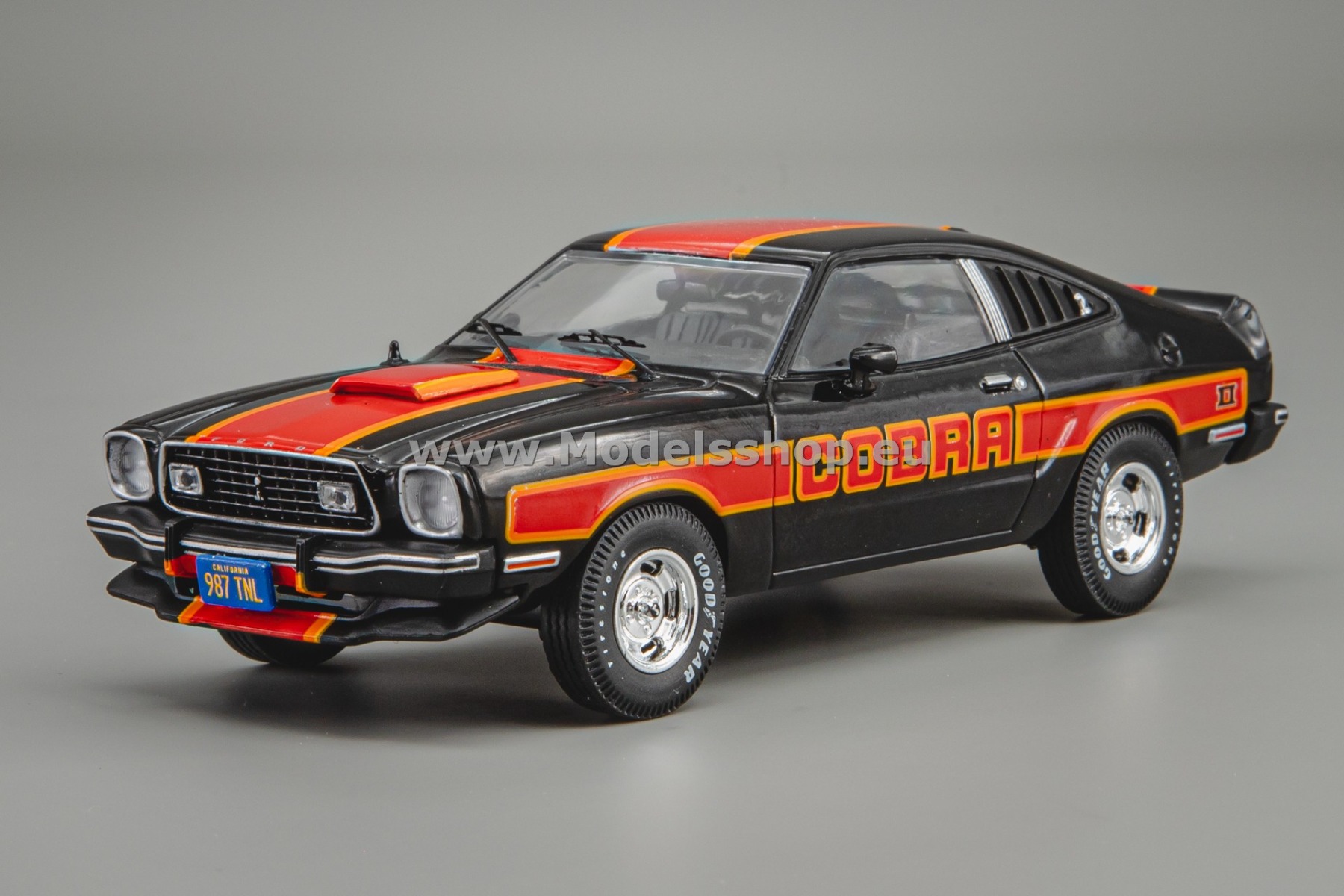 IXOCLC599N.22 Ford Mustang II Cobra, 1977 /black - decorated/