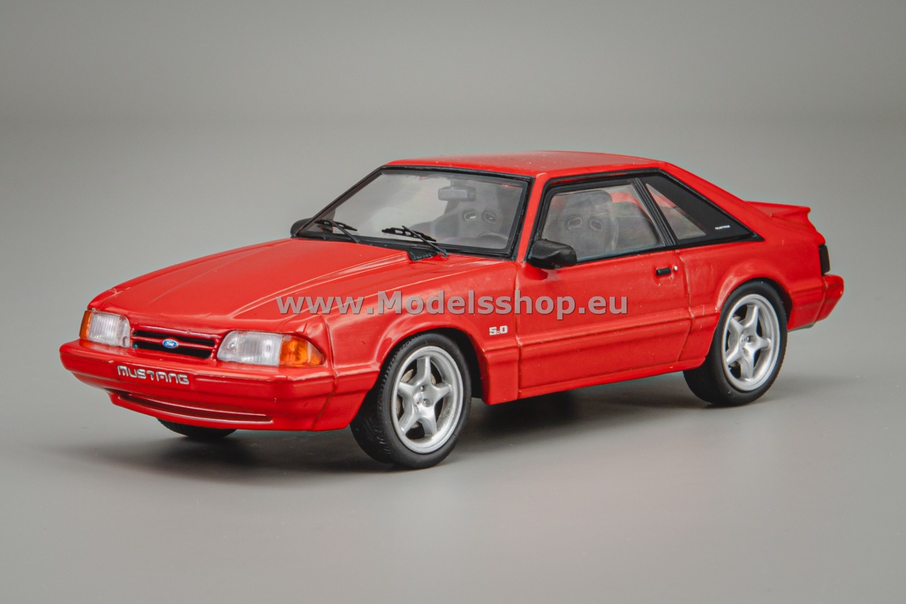 IXOCLC603N.22 Ford Mustang III, 1992 /red/