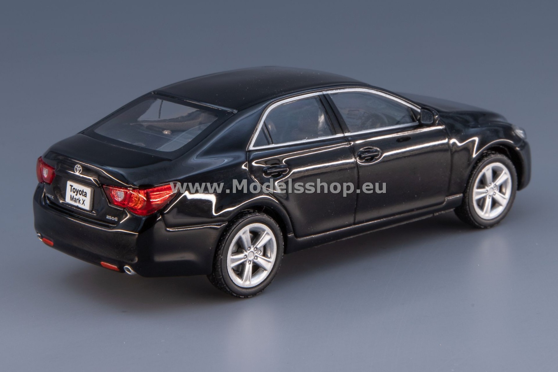 Toyota Mark X, 2012 /black/