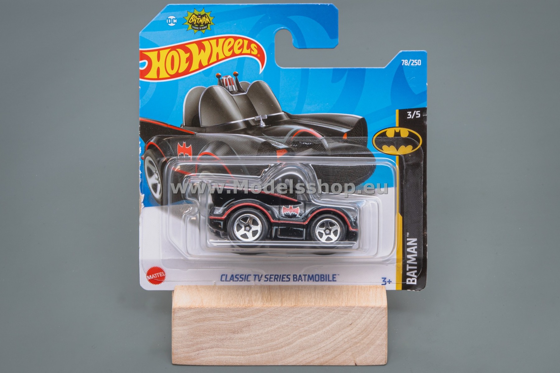 Classic TV Series Batmobile Hot Wheels 