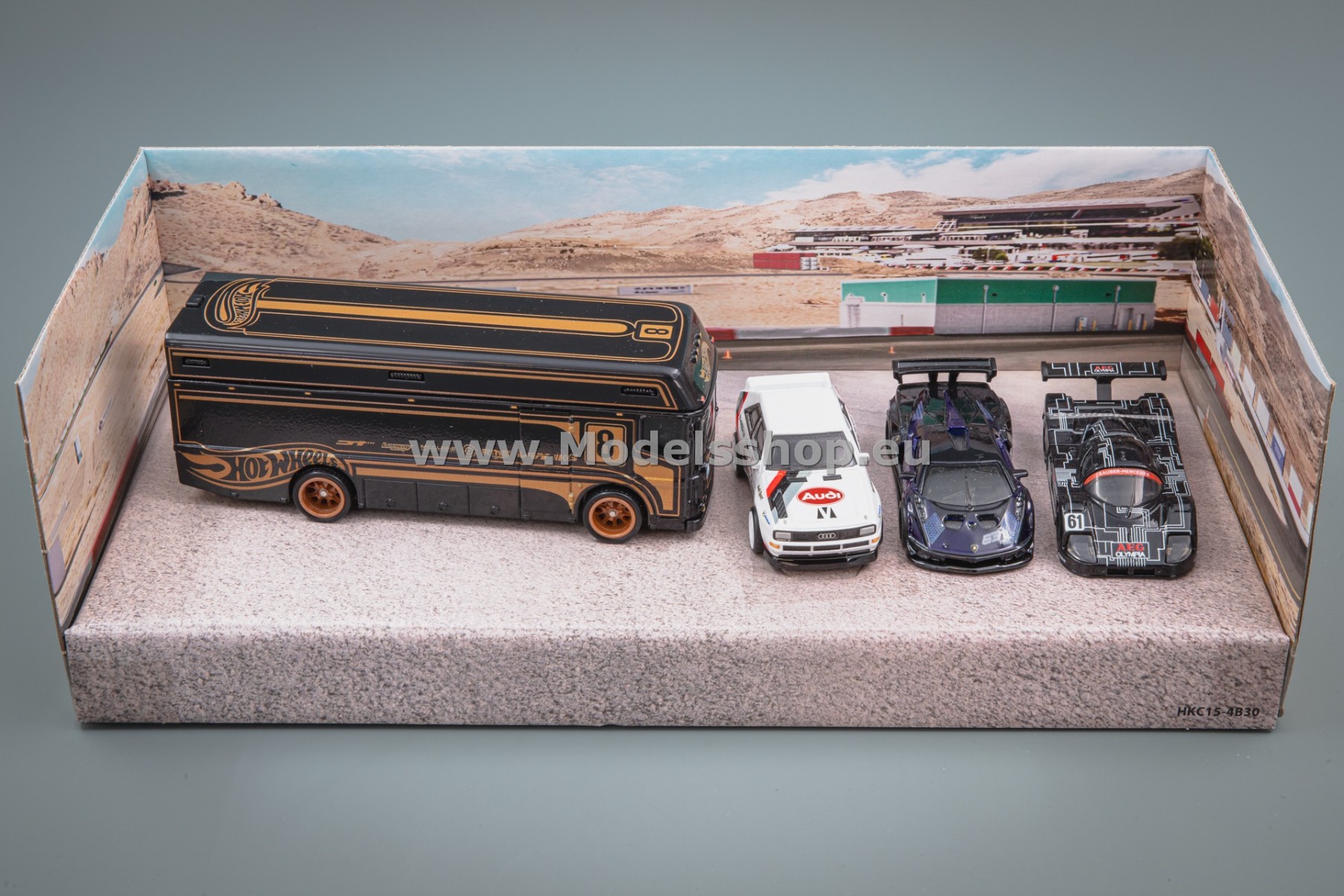 Track Day Collector Set #13 Hot Wheels Premium