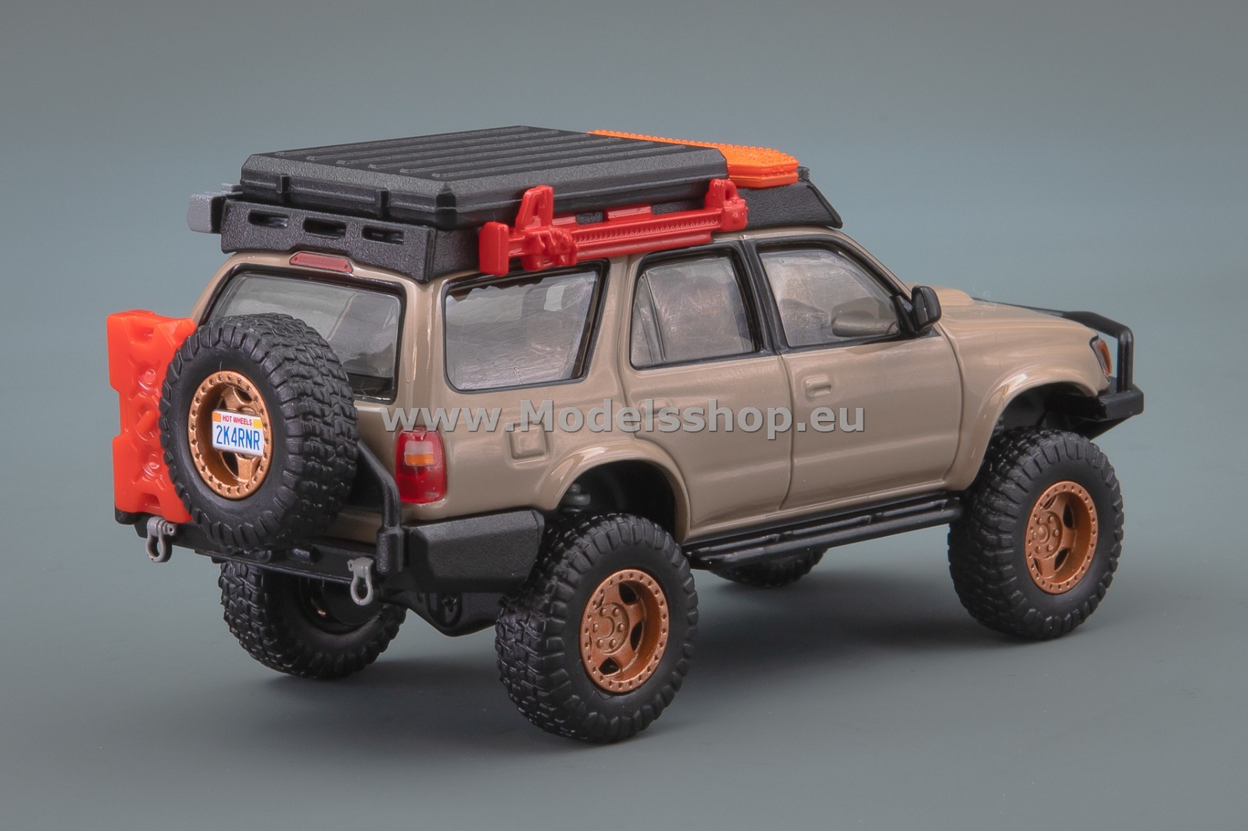 Toyota 4Runner gen. 3, 2000 /sand brown/ Hot Wheels Premium