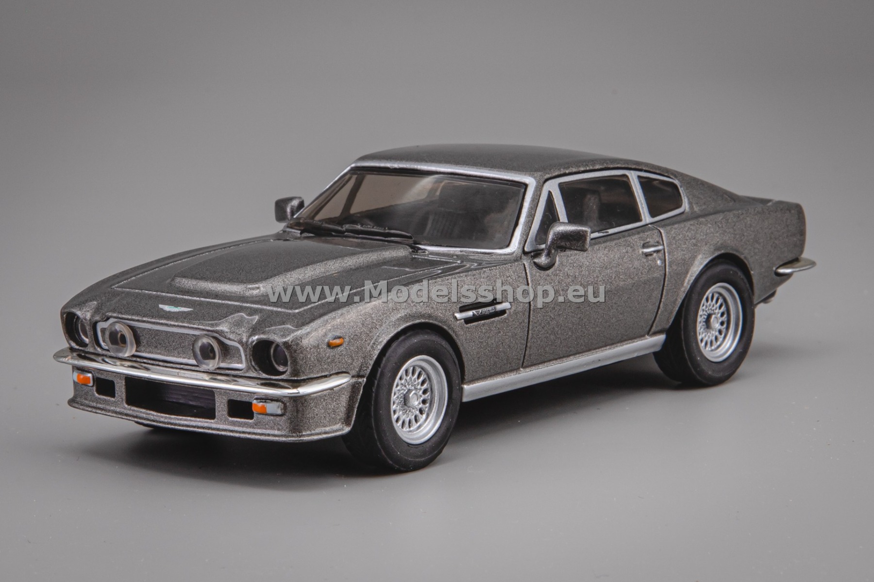 Aston Martin V8 Vantage 1985 /grey/ Hot Wheels Premium