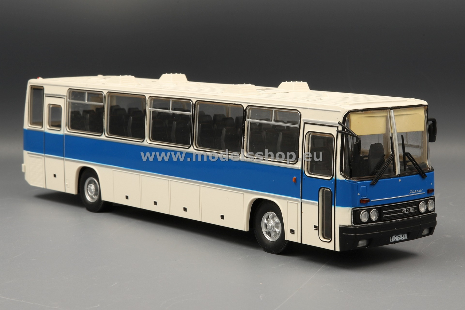 Ikarus 250.59 bus / coach /white - blue/