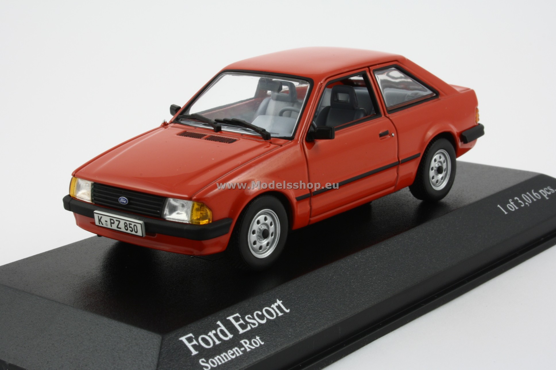 FORD ESCORT - 1981 - RED