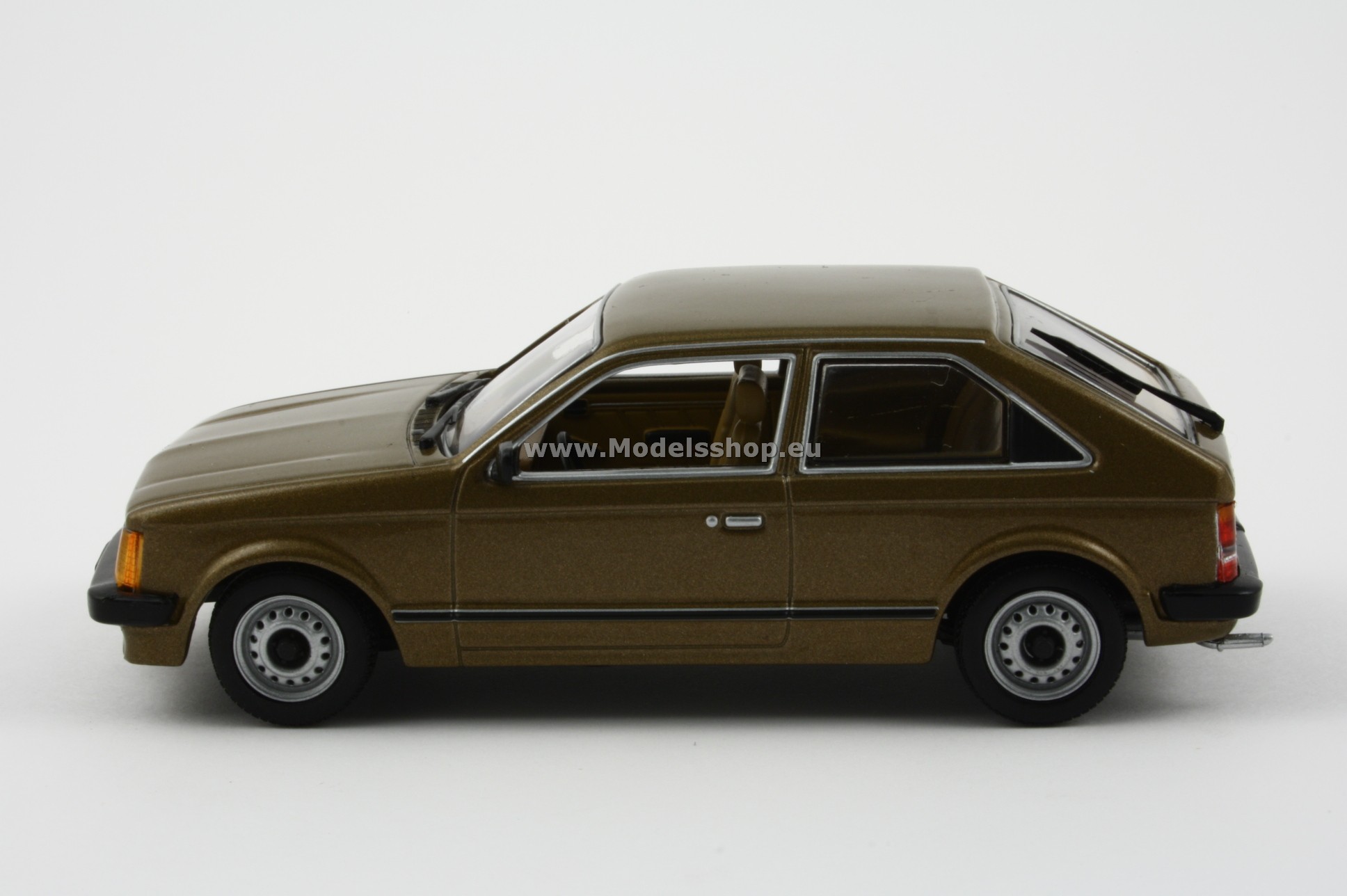 D*1様 【中古】MINICHAMPS 1/18 OPEL KADETT C C D*1様 【中古】MINICHAMPS 1/18 OPEL KADETT C C ModelCarGroup 1:18