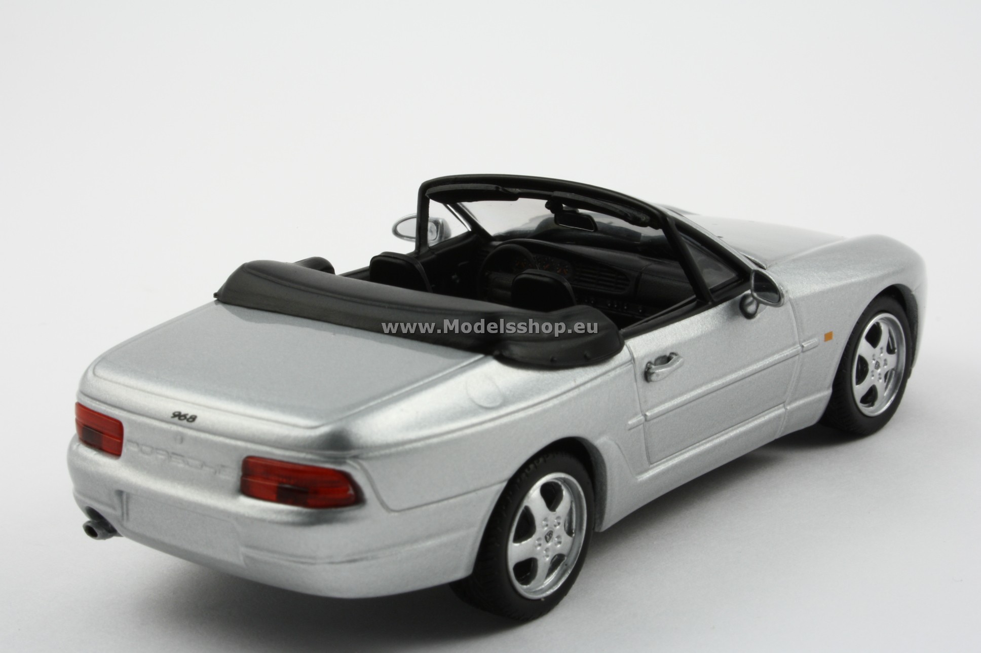 1:43 MINICHAMPS 400062331 Porsche 968 Cabriolet 1994 Purple