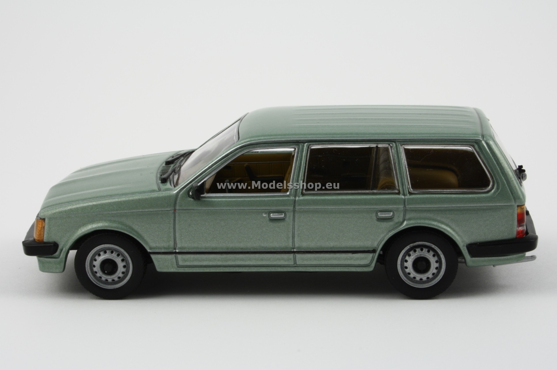 Minichamps 400044111 OPEL KADETT D CARAVAN - 1979 - GREEN
