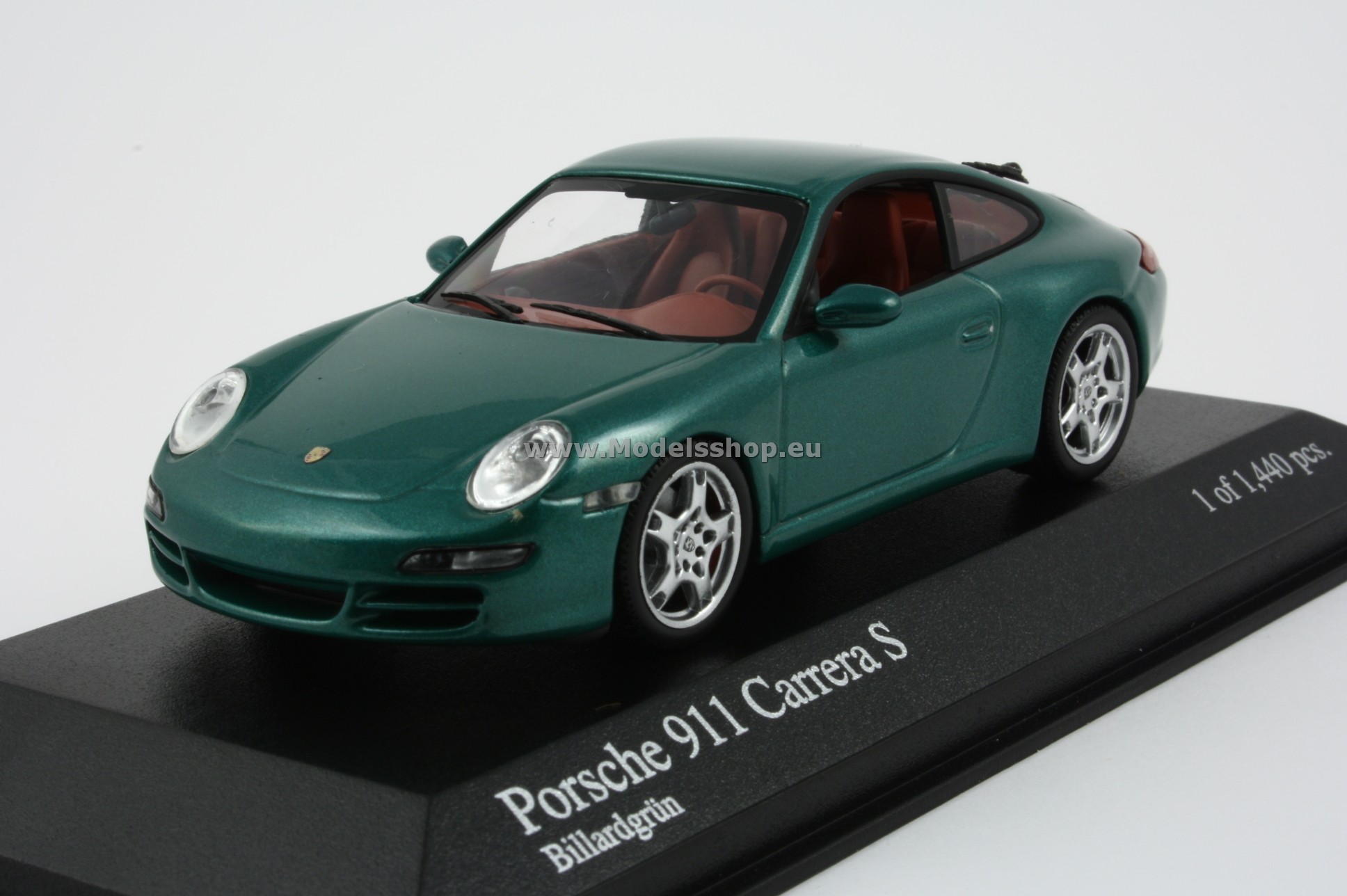 Minichamps 400063022 PORSCHE 911 CARRERA S - 2004 - GREEN METALLIC