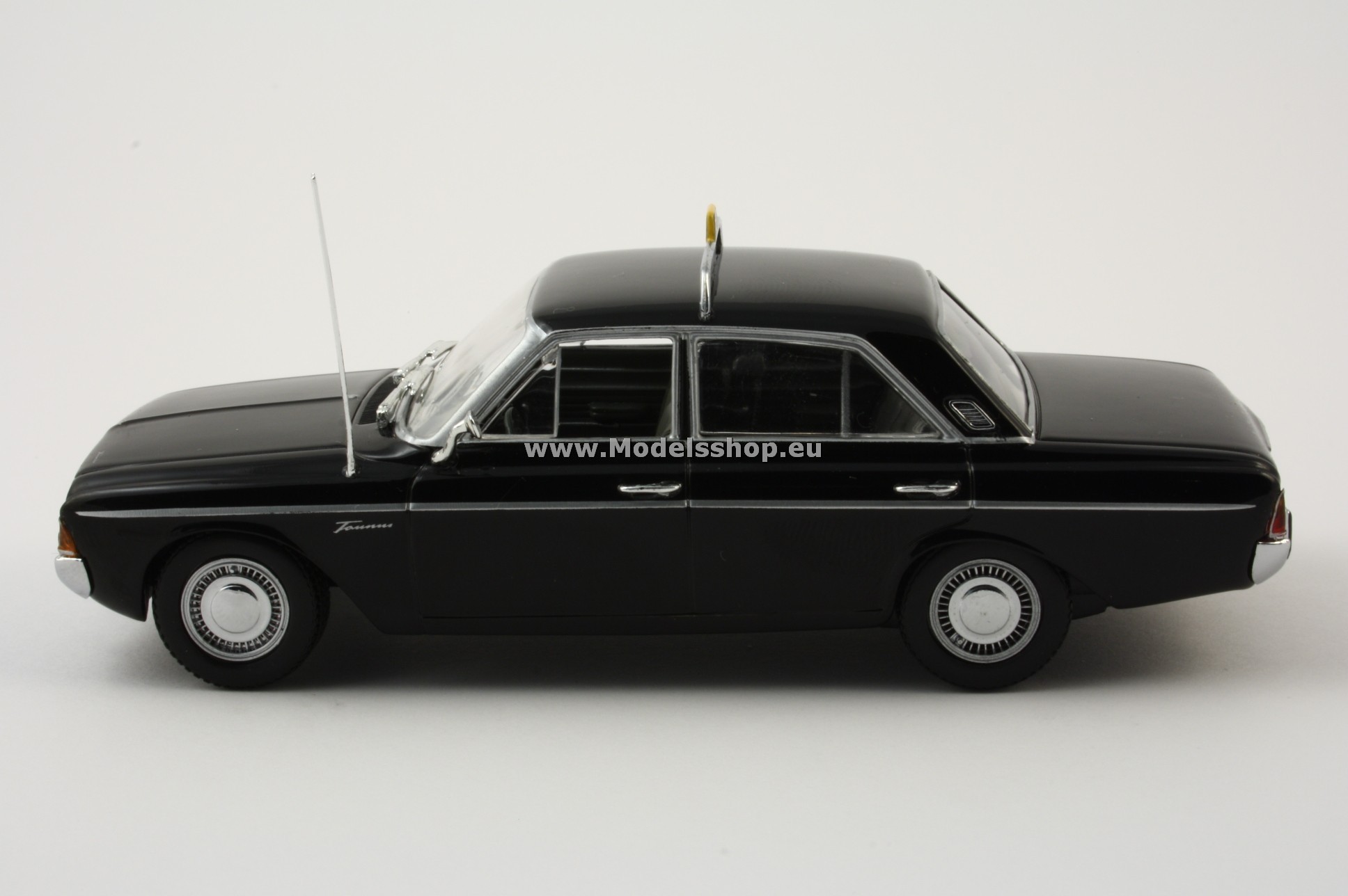 Ford Motor Company 100 Years SET 1 Minichamps 1:43 NEW! OVP