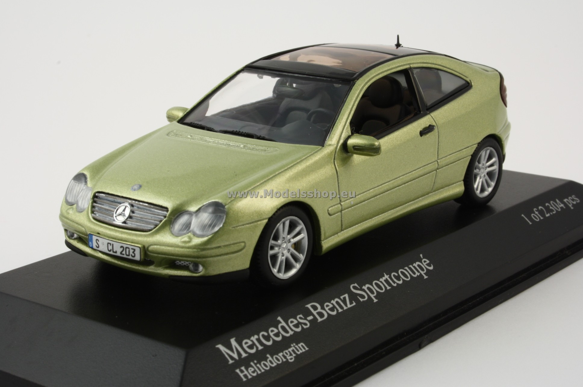 Minichamps 430030001 MERCEDES-BENZ C-CLASS SPORTS COUPE (CL203) - 2001 - GREEN METALLIC