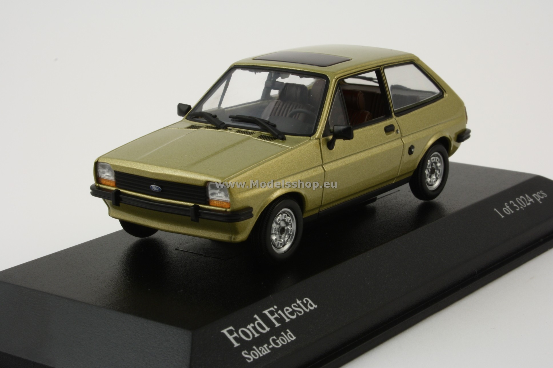 FORD FIESTA - 1976 - GOLD