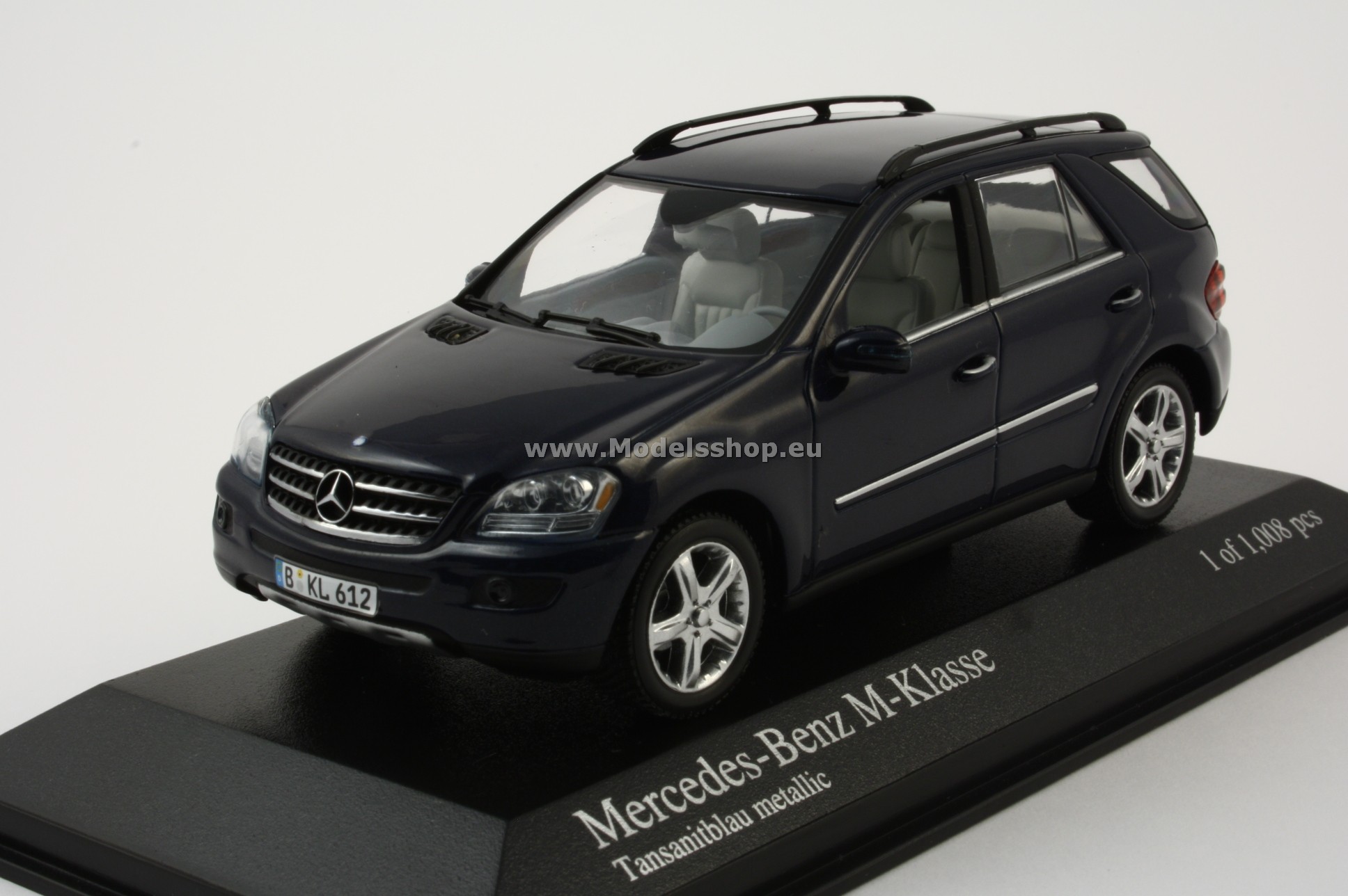 Minichamps 400034501 MERCEDES-BENZ M-CLASS (W164) - 2005 - BLUE METALLIC