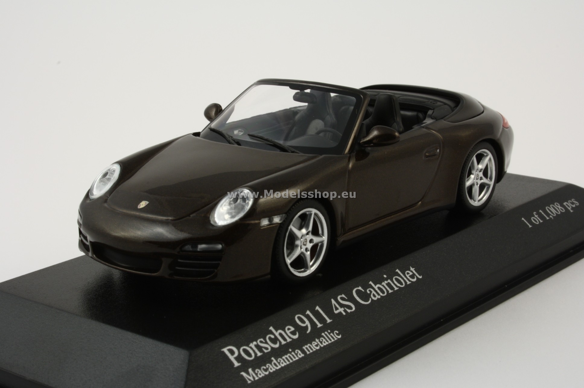 Minichamps 400066430 PORSCHE 911 CARRERA 4S CABRIOLET - 2008 - BROWN