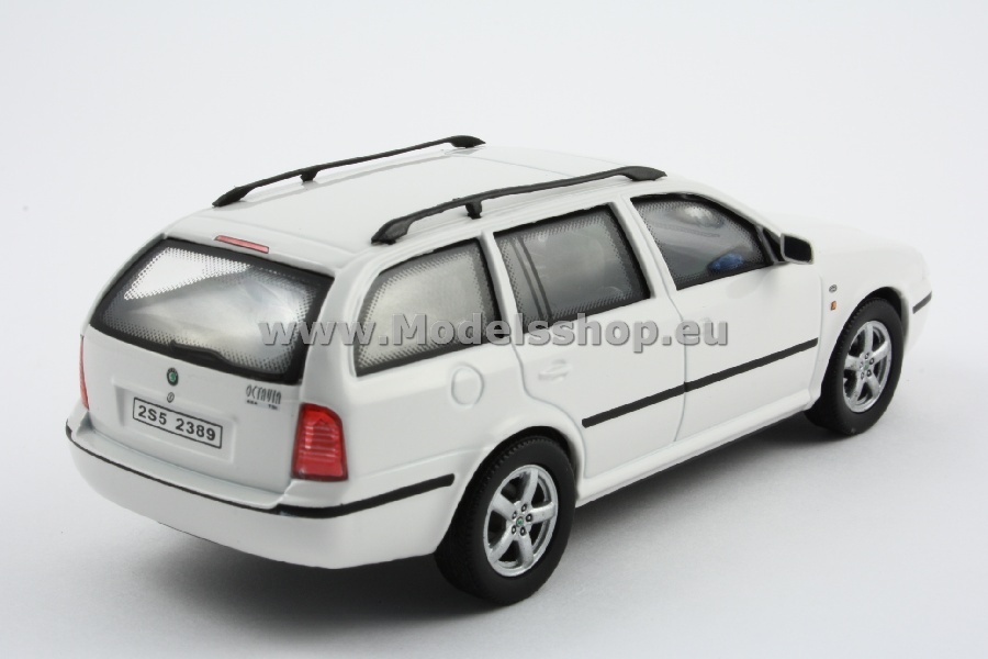 Skoda Octavia Tour Combi /Candy White/