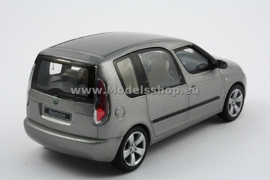 Skoda Roomster /Cappuccino Beige/