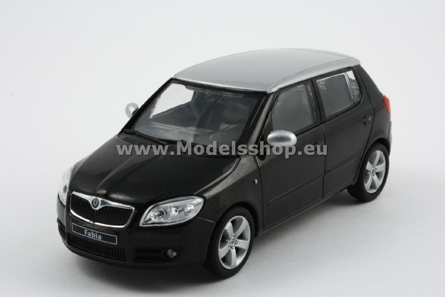 Skoda Fabia II /tangerine orange metallic/