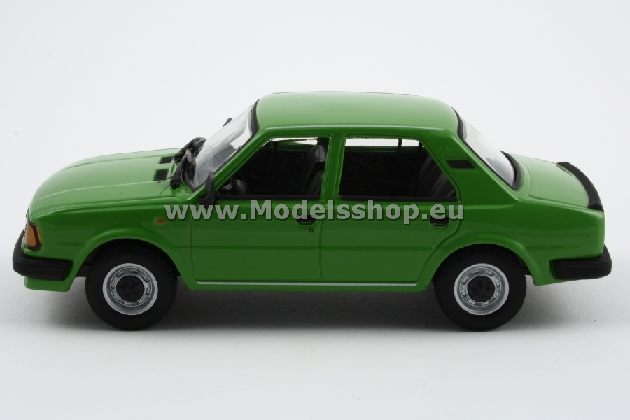 Skoda 120 L 1984 /light green/