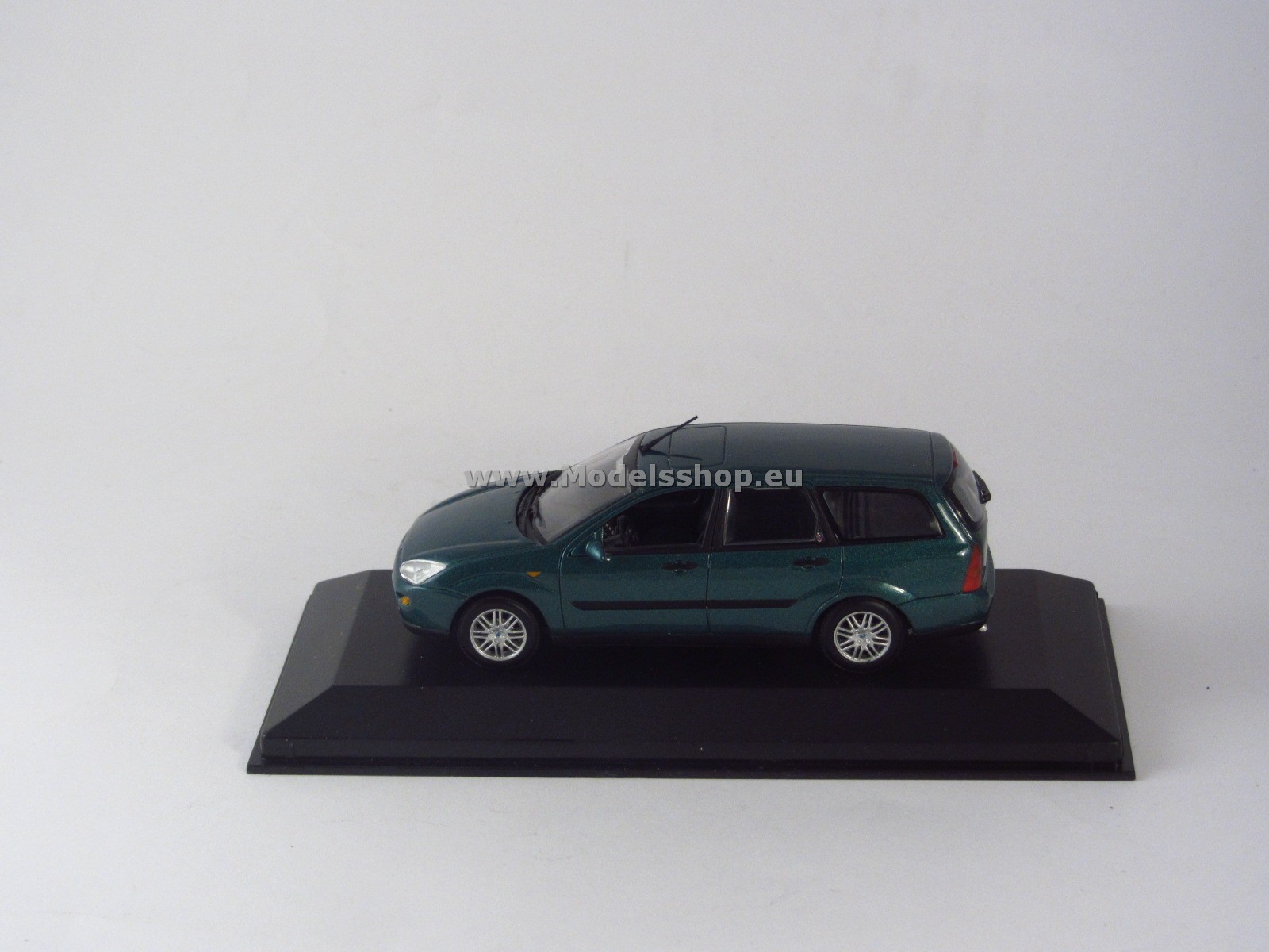 Ford Focus I 1999 Turnier /green metallic/