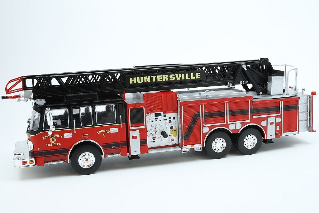 Fire Engine Smeal 105 Aerial Ladder, US Huntersville, 2014