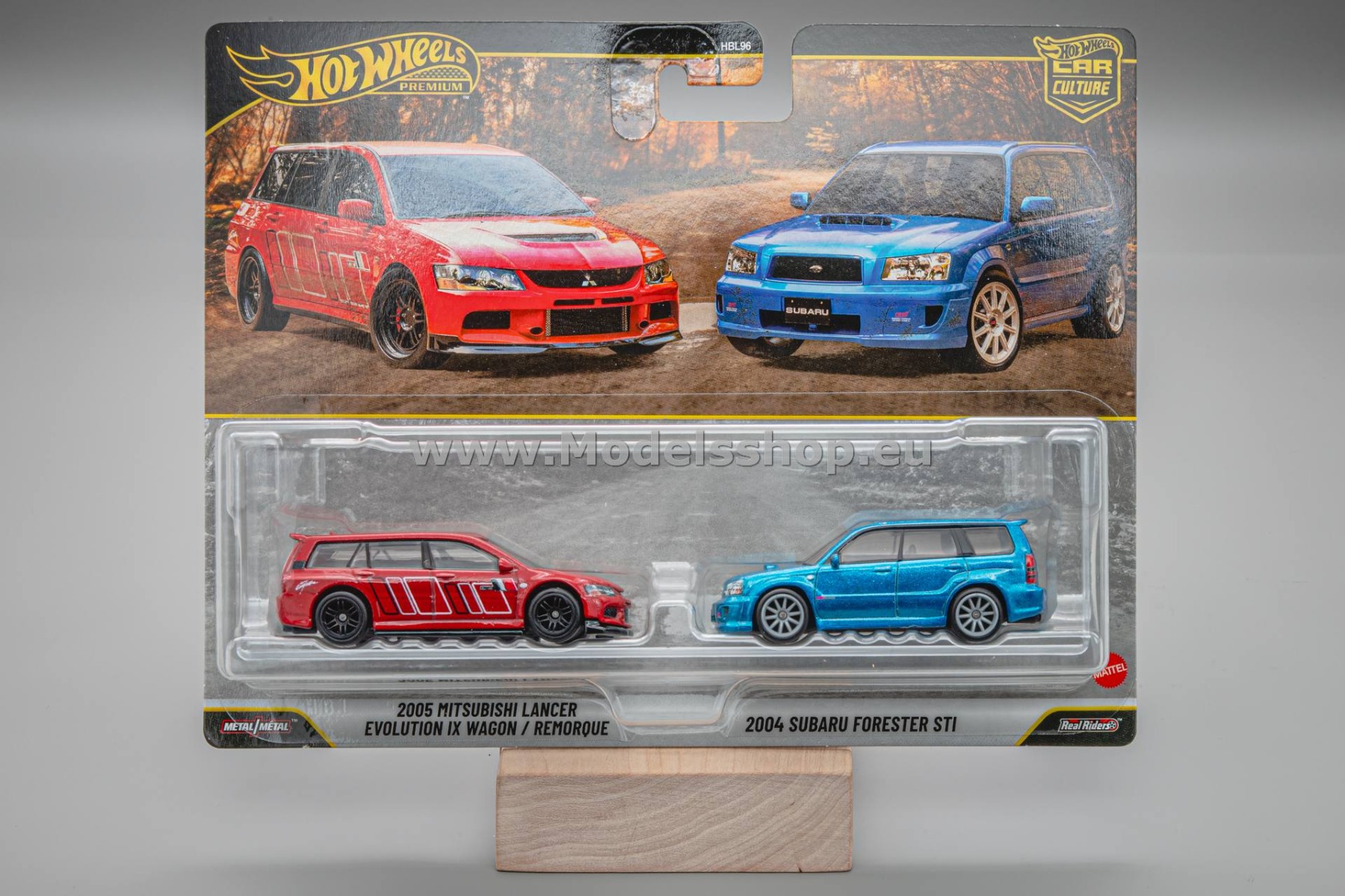 2005 Mitsubishi Lancer Evolution IX Wagon & 2004 Subaru Forester STi 2-pack Hot Wheels Premium