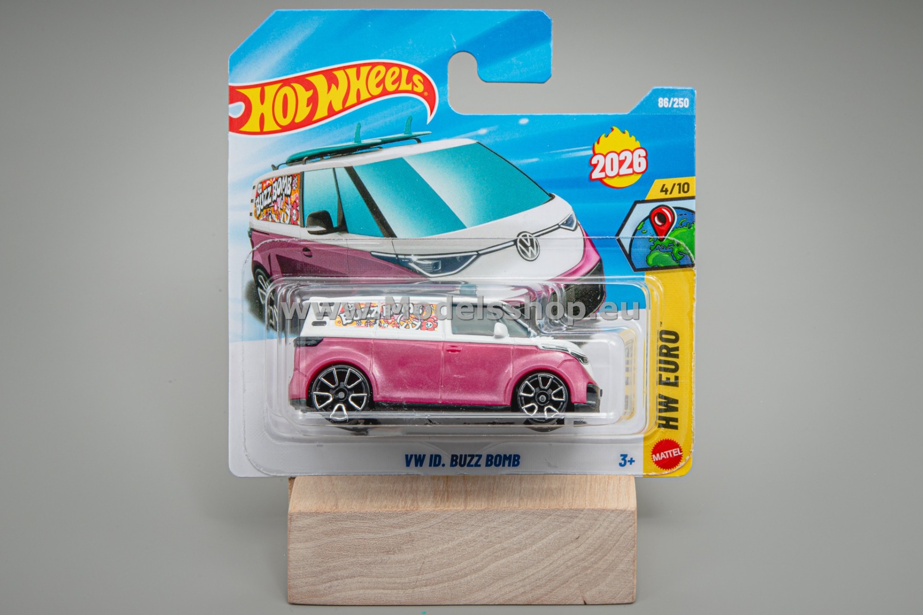 VW ID. Buzz Bomb Hot Wheels 