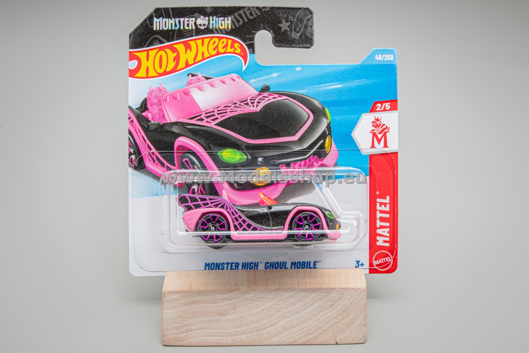 Monster High Ghoul Mobile (2nd Color) Hot Wheels 
