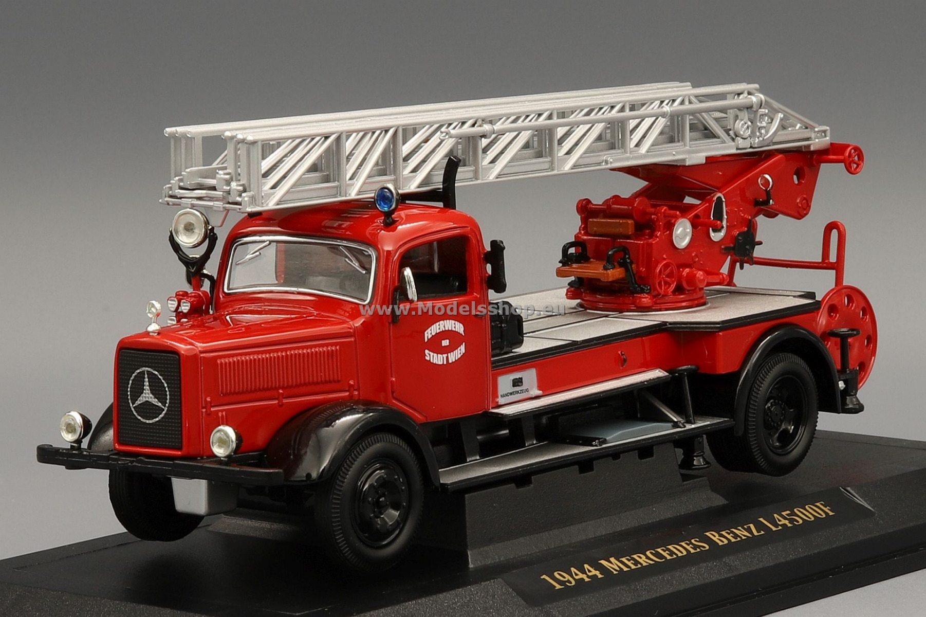 Fire engine Magirus-Deutz 150 D 10 F TLF16, 1964, 