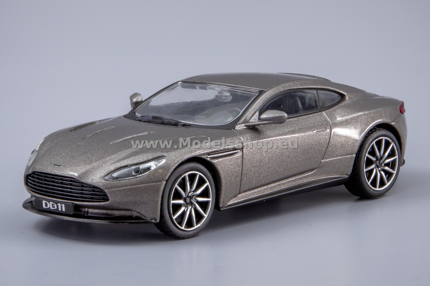 SCDB11 Aston Martin DB11, 2016 /grey/
