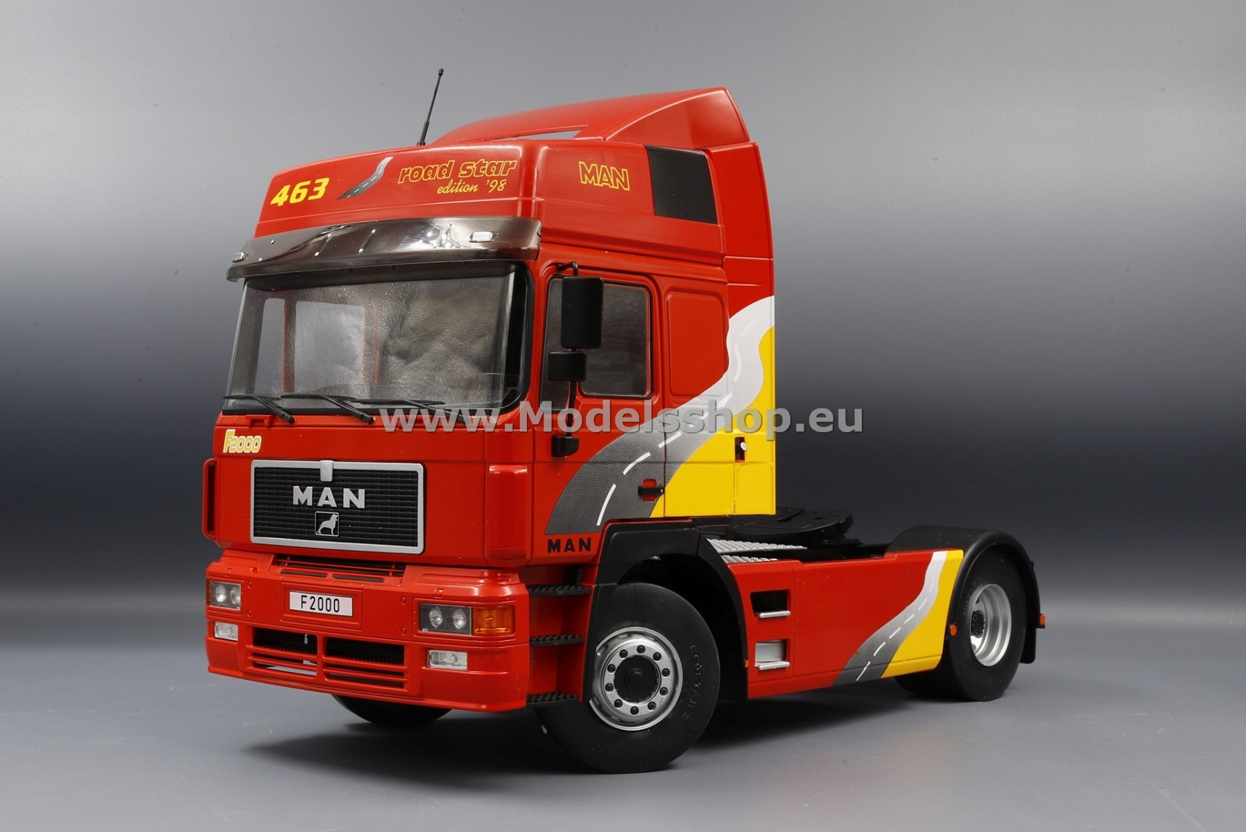 MCG 18135 MAN F2000 tractor truck, 1994 /red/