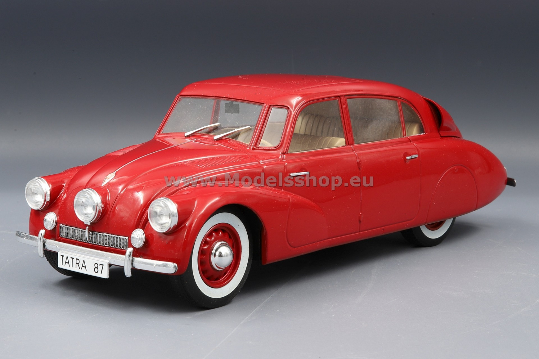 MCG 18222 Tatra 87, 1937 /dark red/