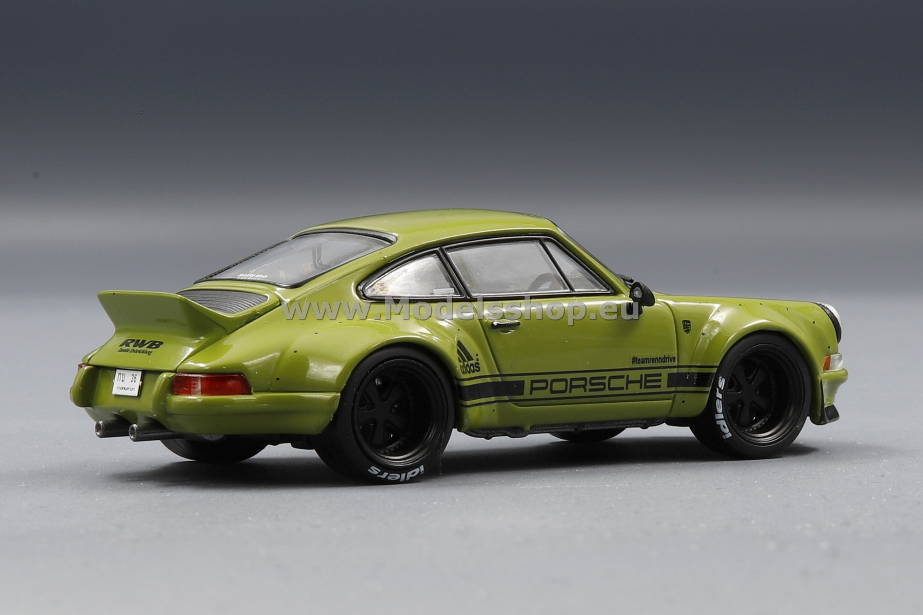 RWB930 Backdate 1/18 イグニション緑 Ignition Model 1:18 RWB Backdate Green – Model Cars Houston