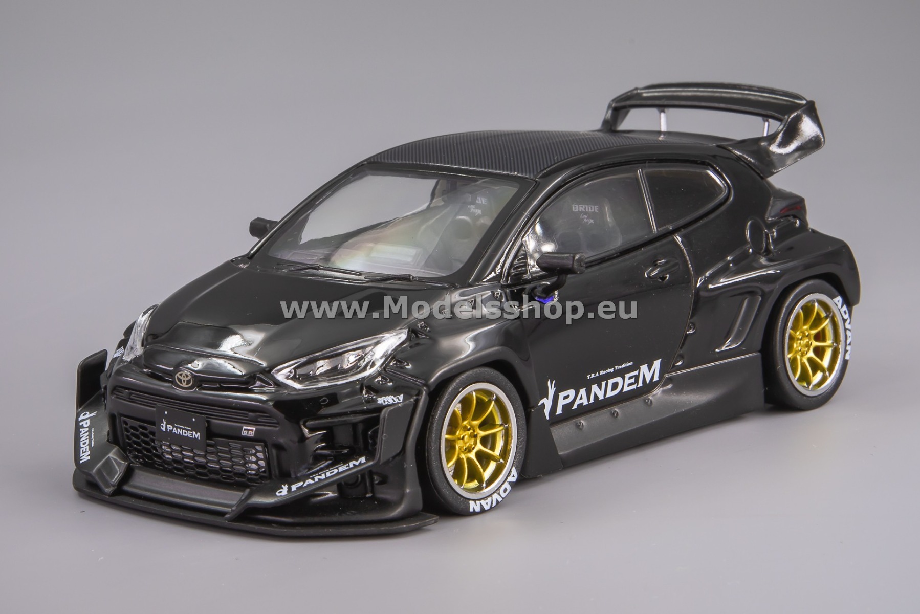 IXOMOC340.22 Toyota GR Yaris Pandem /black/