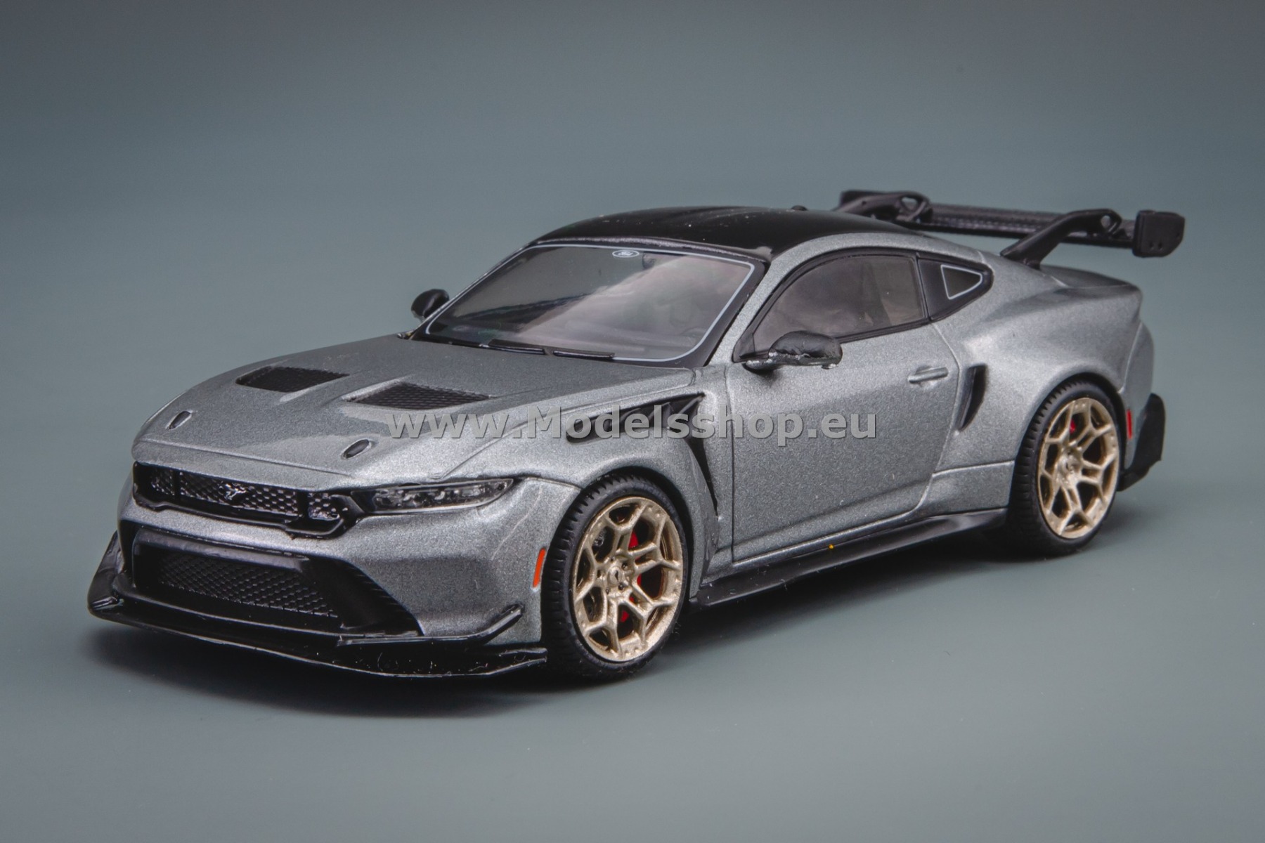 IXOMOC343.22 Ford Mustang GTD, 2025 /grey metallic/
