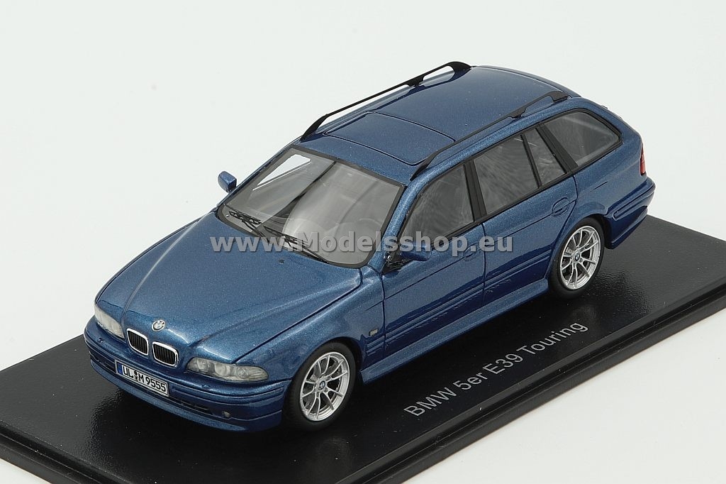 BMW 520 Touring (E39), 2002 /metallic-blue/