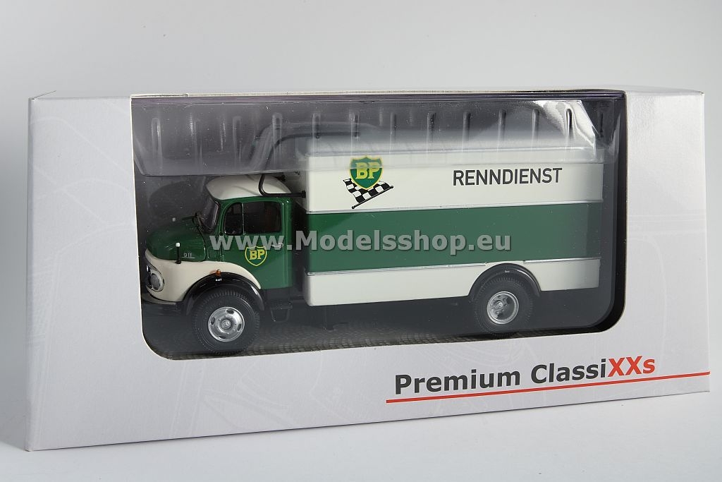 Mercedes-Benz L911 truck 
