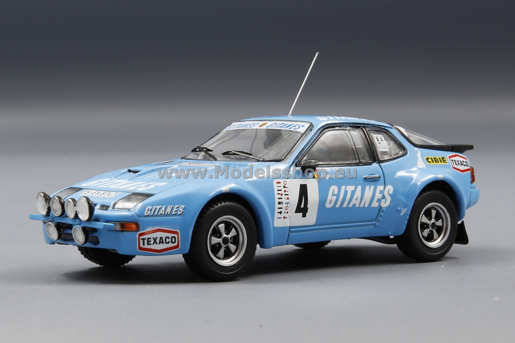 IXO RAC367LQ Porsche 924 Carrera GTS, No.4, Gitanes, Boucles de Spa, 1982, J.Ickx/J.Igrec