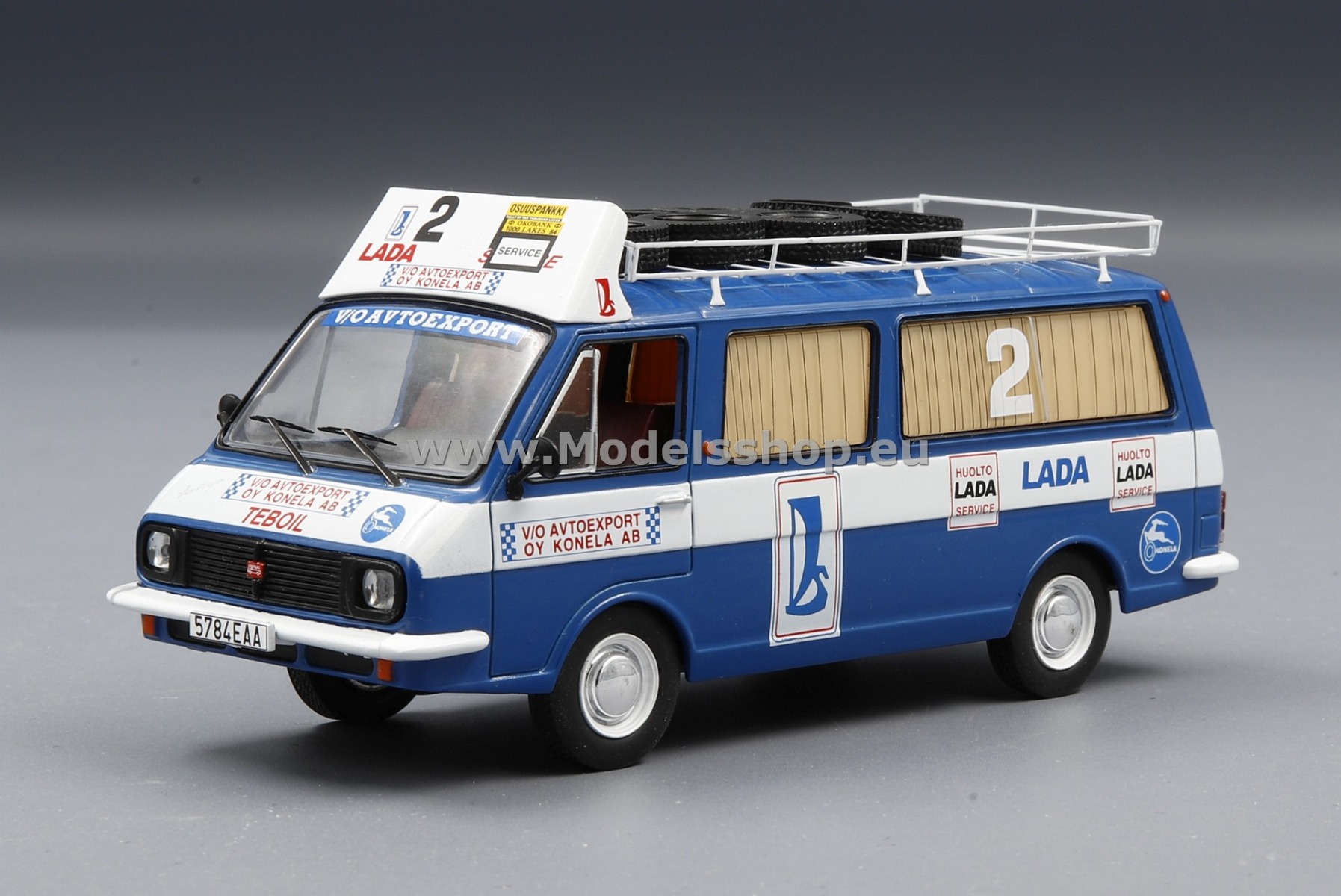 RAF 2203 Latvia, Lada Rally service, 1000 Lakes 1984 Rally Assistance, with roof rack and spare wheels