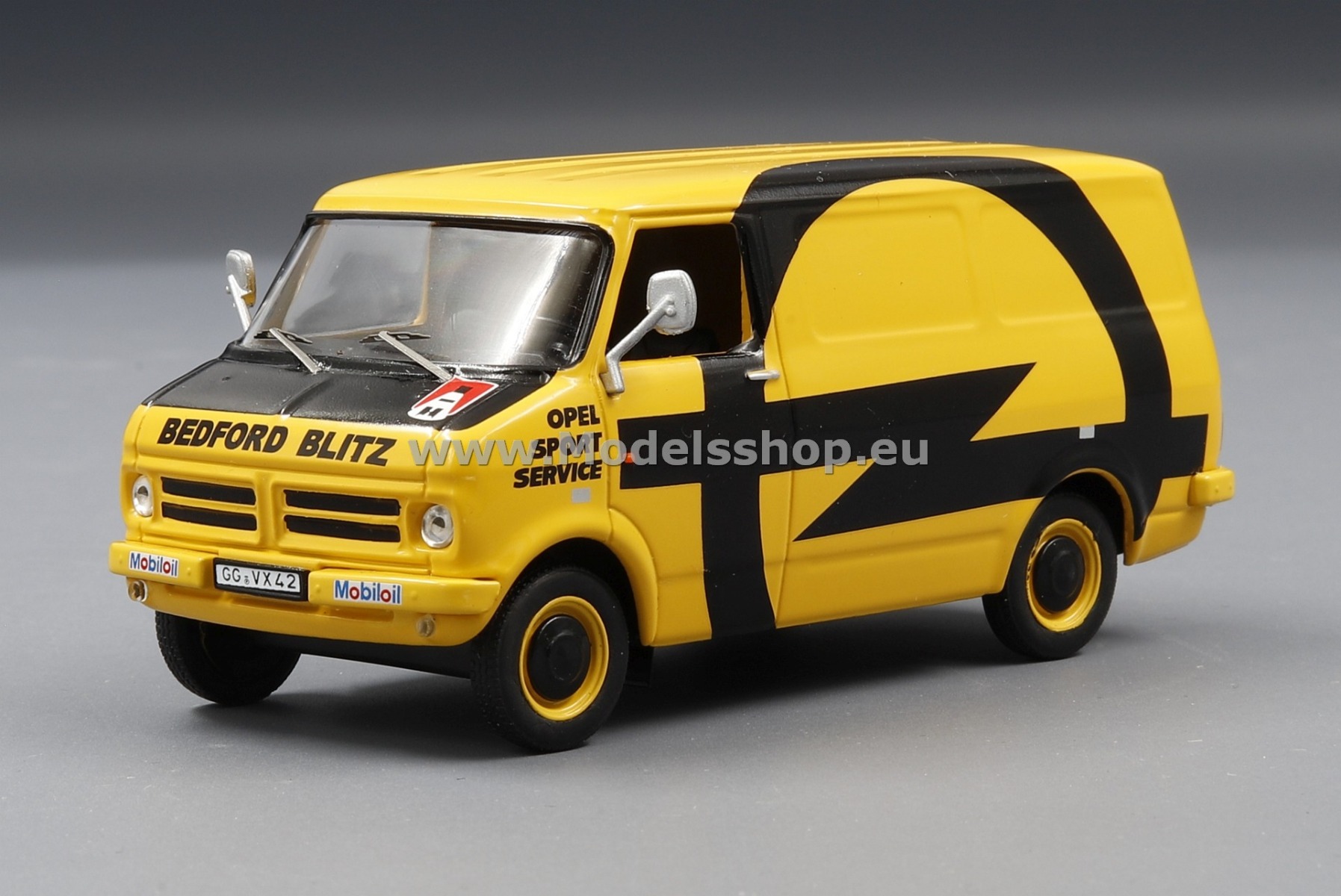 IXO RAC382X Bedford Blitz, Opel Euro Händler team Rally Assistance Van, 1974