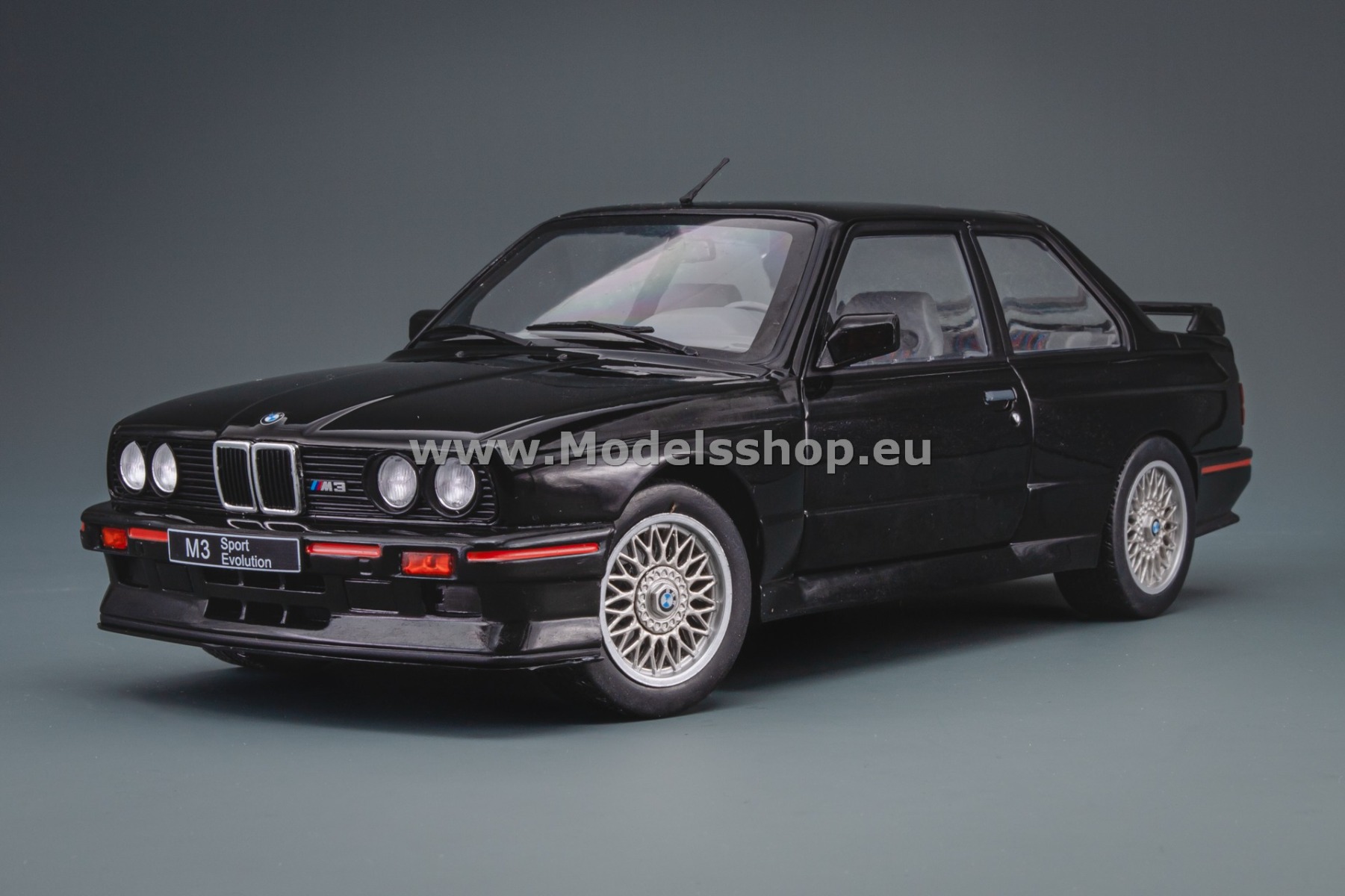 Solido S1801501 BMW M3 E30 Sport Evolution, 1990 /black/