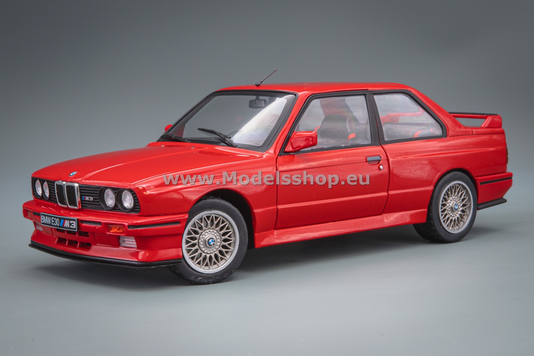 Solido S1801502 BMW M3 (E30), 1986 /red/