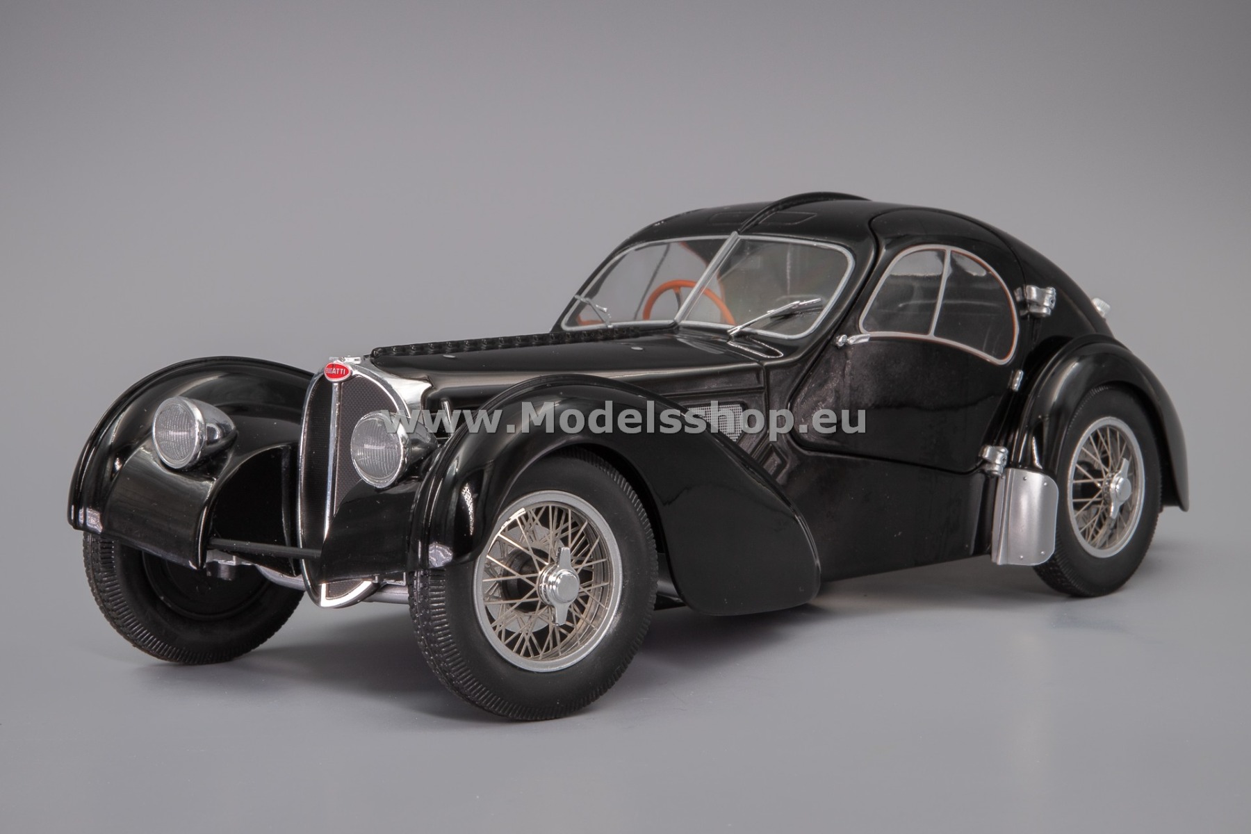 Solido S1802101 Bugatti Atlantic Type 57 SC, 1937 /black/